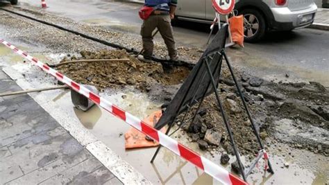 Firenze I Cantieri Asfaltatura In Via Foggini E Lavori In Via