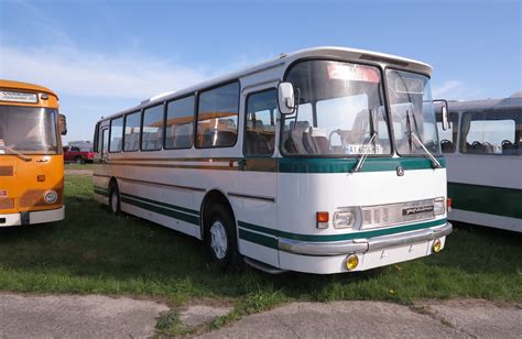 LAZ-699 - Wikipedia