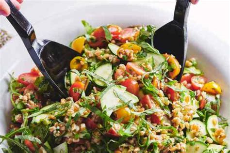 Summer Whole Grain And Vegetable Salad — The Mom 100