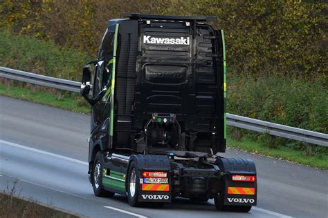 D Kawasaki Roadshow Volvo FH04 GL BonsaiTruck Flickr