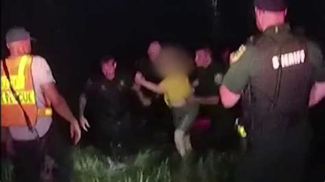 Florida Deputies Dive Into Lake To Save Woman Trapped In Fully Submerged Car Fox News