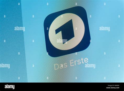 Das erste hi-res stock photography and images - Alamy