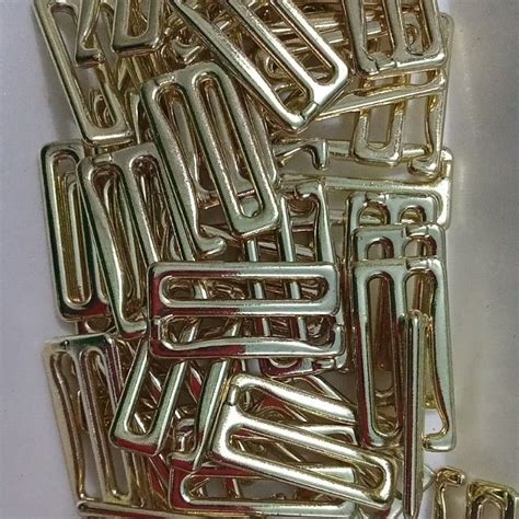 Móc số 9 bikini xi vàng Shopee Việt Nam