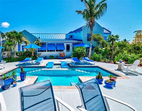 Top 12 Luxury Villas & Vacation Rentals in Barbados - Cocomango Travel