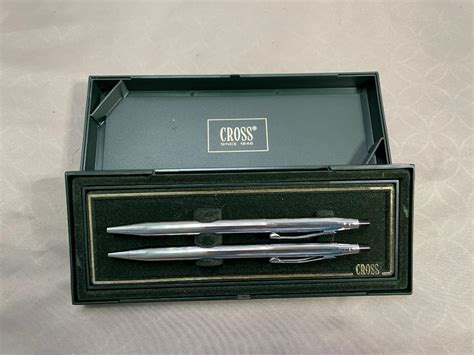 Cross Pen And Pencil Set With Box Estatesales Org