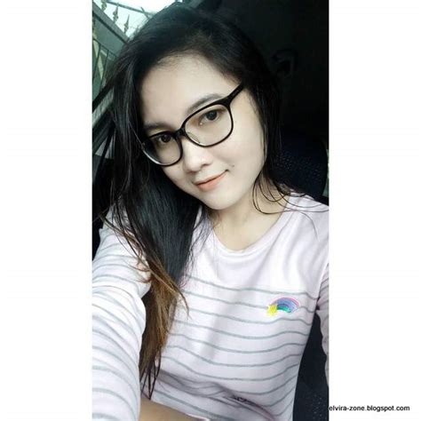 Nella Kharisma Penyanyi Dangdut Cantik Sahabat Via Vallen | Elvira Zone