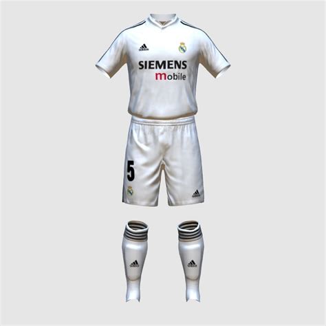 Zinedine Zidane 2005 FIFA 23 Kit Creator Showcase