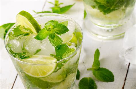 Easy Mojito Cocktail | Drinks Recipes | GoodtoKnow