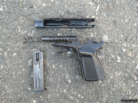 9 мм Пистолет Макарова модернизированный - ПММ | Hand guns, Guns, Pistol