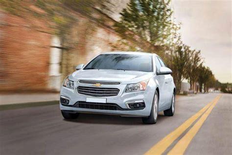 Chevrolet Cruze Price, Images, Mileage, Reviews, Specs