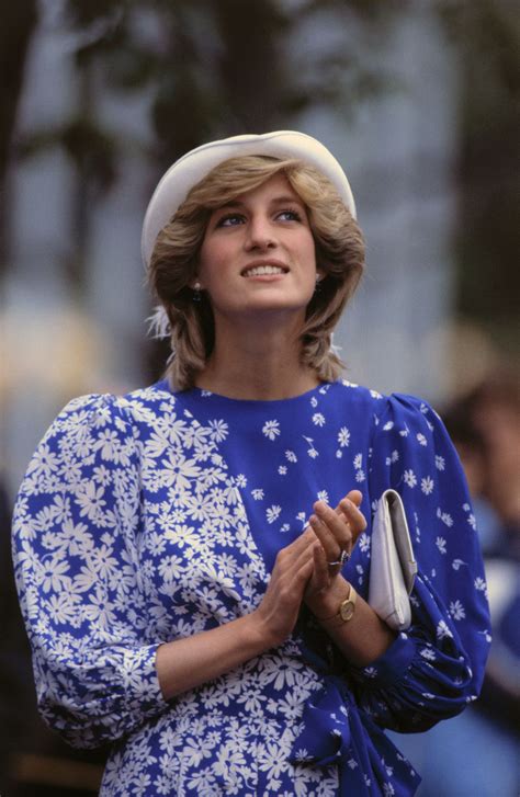 Lady Diana Dresses The Real Reason Princess Diana Wore Her