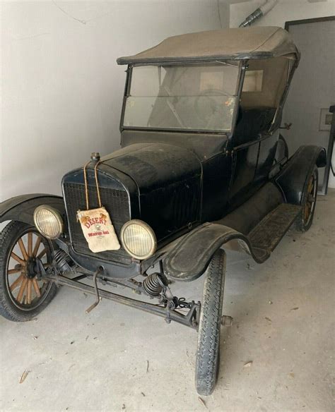 Tin Lizzie Ford Model T Barn Finds