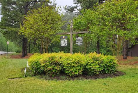 Saint Martin S Episcopal Church Memorial Garden In Laurel Virginia Find A Grave Cemetery