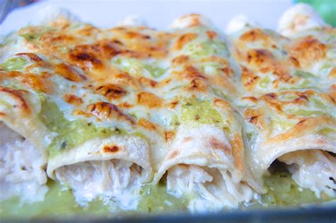 15 Ways How To Make Perfect Chicken Enchiladas Verde Easy Recipes To Make At Home