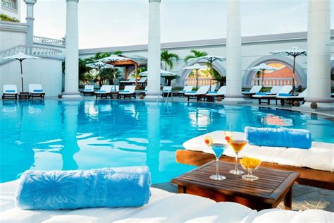 Dining - Pool Bar Nha Trang Hotel - Sunrise Nha Trang Beach Hotel & Spa