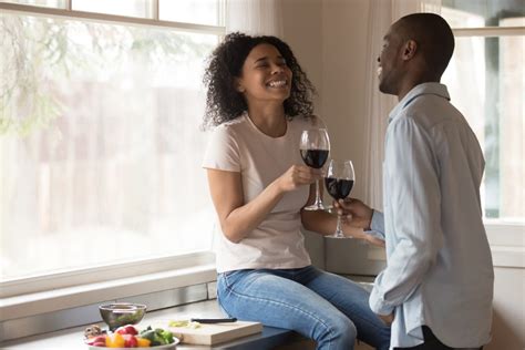 The 65 Best Cheap Date Ideas Couples Can Do On Any Budget By Sophia Lee