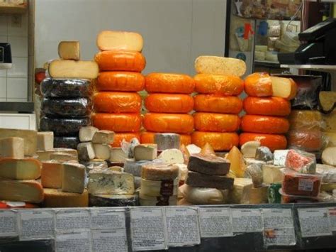 Your Guide to Wisconsin Cheese Tours