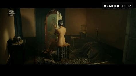 MONIQUE HOUAT Nude AZNude