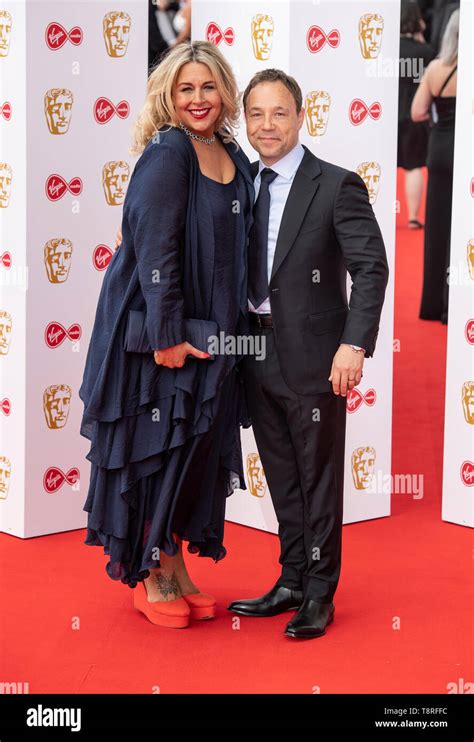 LONDON, ENGLAND - MAY 12: Hannah Walters and Stephen Graham attend the ...