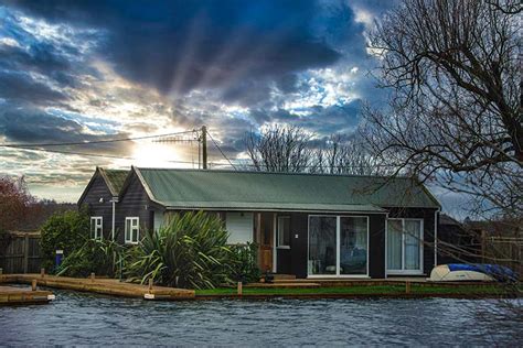 Norfolk Broads Holiday Cottages With Fishing Sunray Norfolk