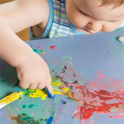 21 Easy Finger Painting Ideas For Toddlers 1-2 Years Old