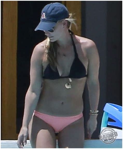 Molly Sims Absolutely Naked At TheFreeCelebMovieArchive