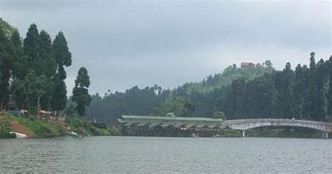 India - Tours and Travels: Mirik Lake, an unexplored hill station in ...