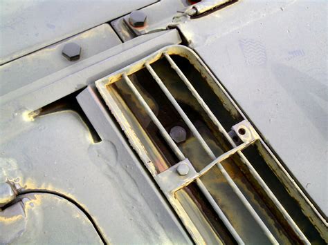 SU-100 Walk Around Page 6