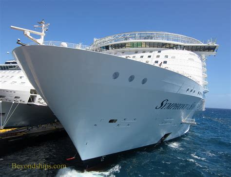 Symphony of the Seas profile and review