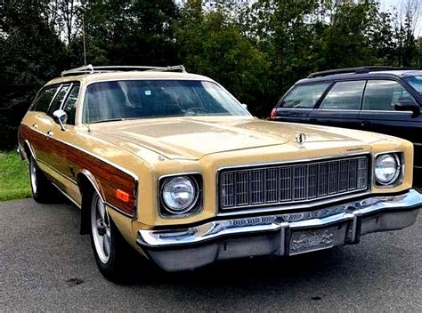 1976 PLYMOUTH FURY SPORT SUBURBAN Fabricante PLYMOUTH PlanetCarsZ