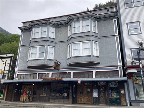 Review of the Alaskan Hotel in Juneau – Top Left Adventures