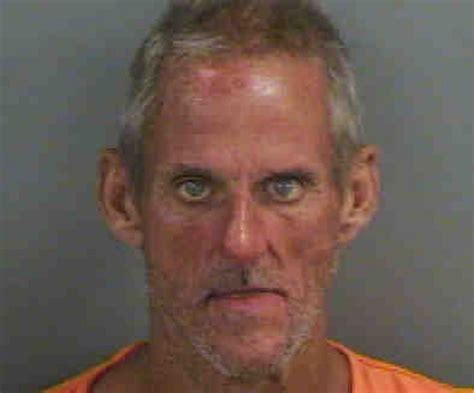 Naked Florida Man Performs Strange Dance At Mcdonalds Before Trying