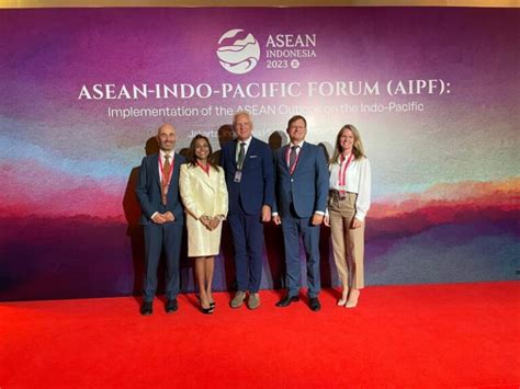 EIB Engages In ASEAN Summit Prioritizing Sustainable Investments And