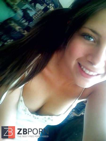 Jolie Brune De Ans ZB Porn