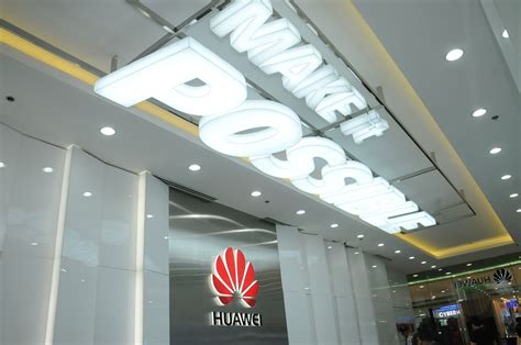 Huawei Opens Flagship Store In SM Mall Of Asia Starmometer