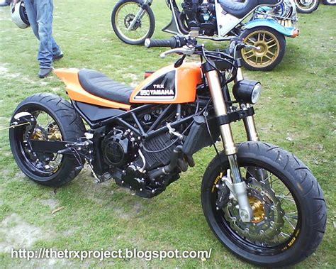 Yamaha Tdm Street Fighter Trick Yamaha Motorcycle Pinterest