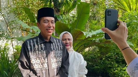 Jokowi Dan Ma Ruf Amin Bersilaturahim Lewat Video Call Di Hari Raya