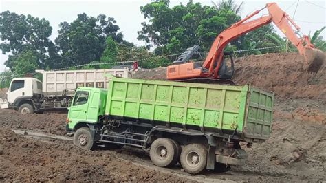 Dump Truck Putih Ijo Muat Tanah Excavator Loading Truck Hino Truck