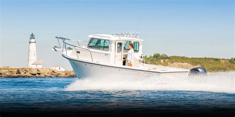 2520 XLD Sport Cabin - Parker Boats