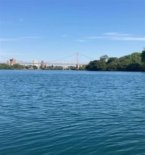 Conheça a cidade goiana que tem lago duas vezes maior que a Baía da