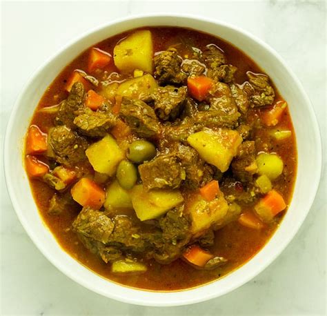 Delicious Puerto Rican Beef Stew [Step By Step Instructions]