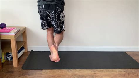 Single Leg Soleus To Wall Youtube