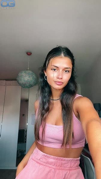 Luisinha Oliveira Nude Pictures Photos Playboy Naked Topless Fappening