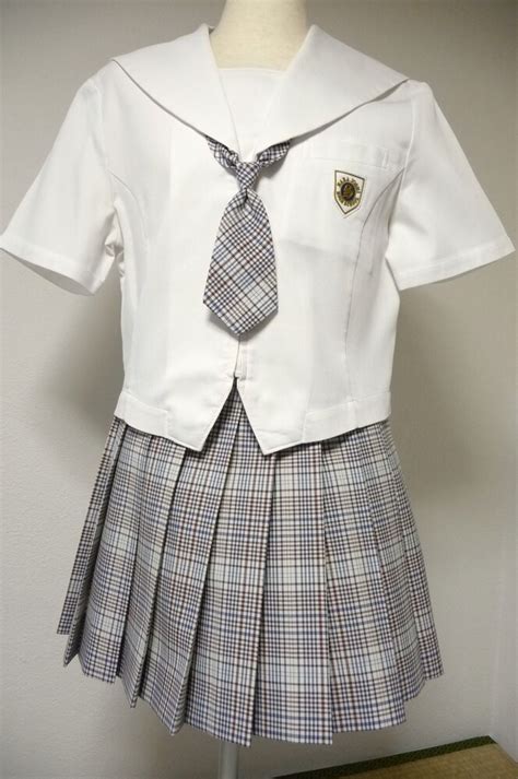 制服市場 奈良県 奈良女子高等学校（旧）夏制服セット（モリハナエデザイン制服）