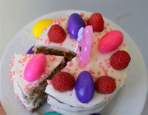 Nude And Prude Carrot Mini Naked Cake Star Cookies