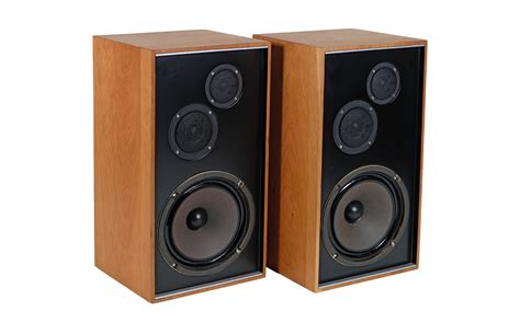 Sansui ES 200 speakers. Classic Vintage. Fully revitalized.