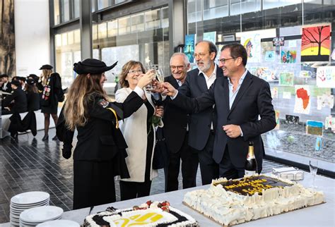 Escola De Medicina Da Universidade Do Minho Celebra 23 Anos Mais