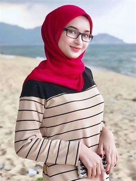 Galeri Gadis Idaman Akak Milf