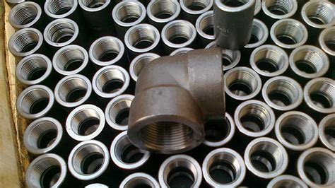 Alloy Steel F Forged Fittings A F Threaded Elbow