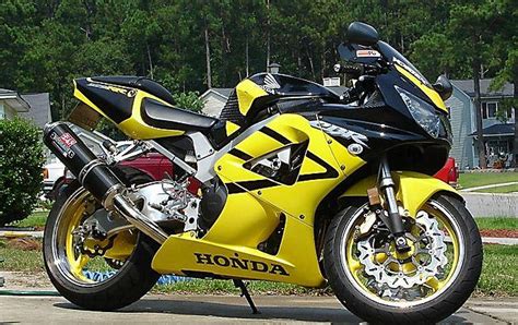 Index Of Imagesthumb22c2001 Honda Cbr929rr Yellow 0